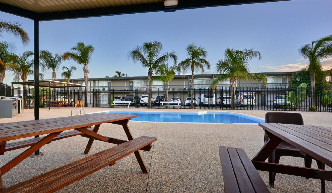 Westland Hotel Motel Whyalla Exterior photo