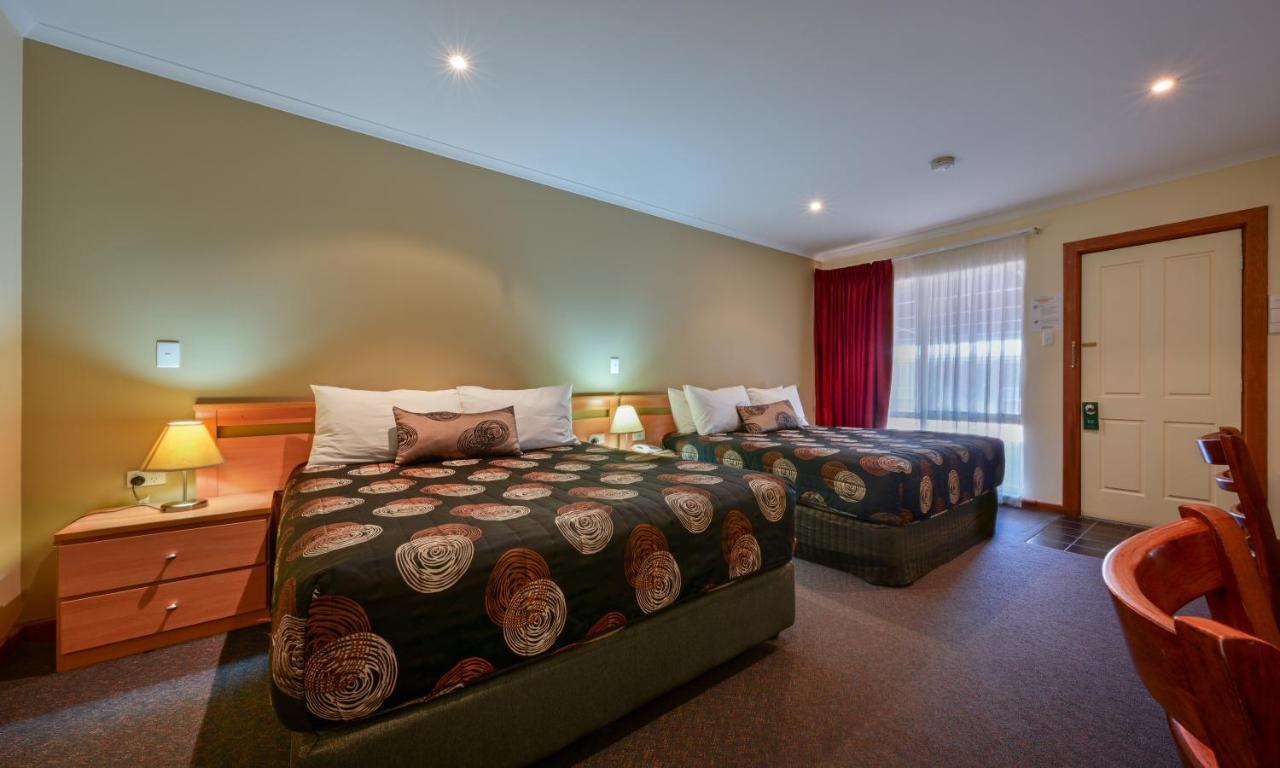 Westland Hotel Motel Whyalla Exterior photo